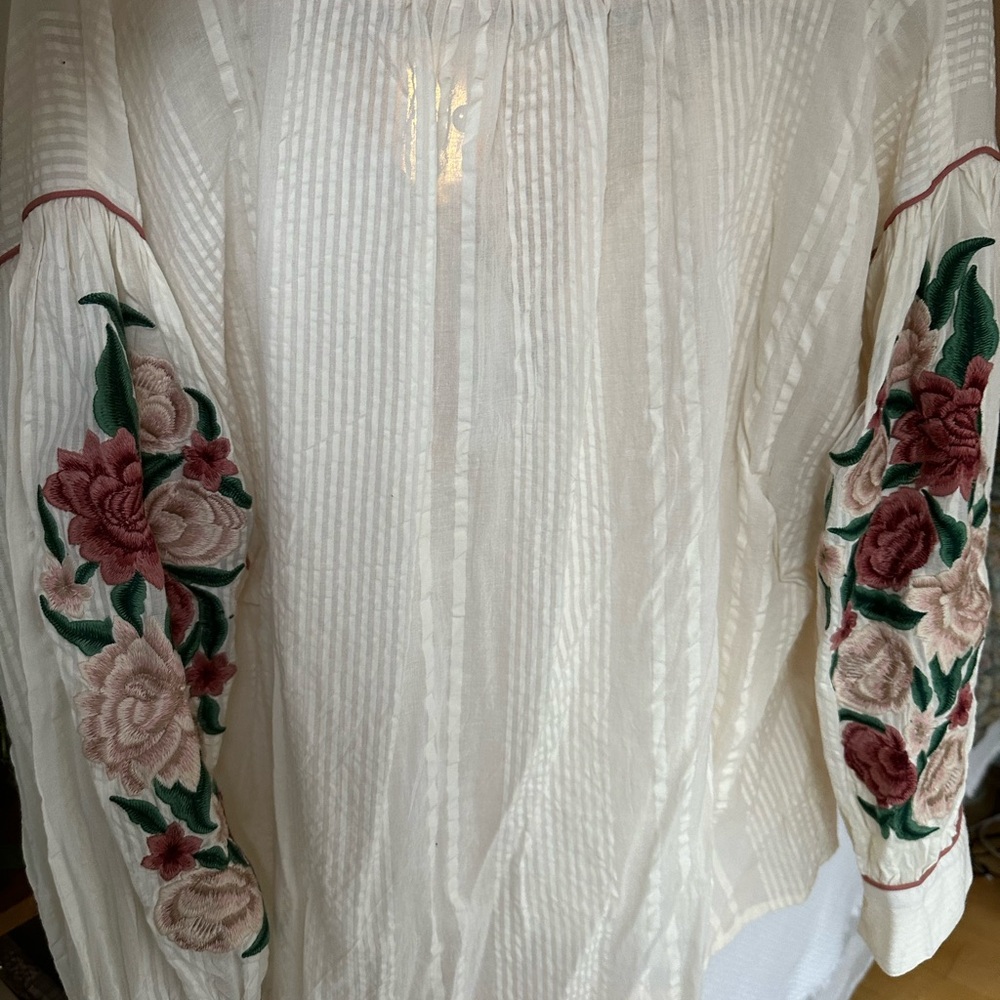 Roller Rabbit Desert Flower Laura top off-white NWT